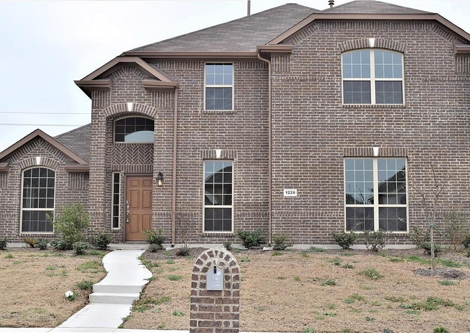1st image of 1228 Ashford Dr