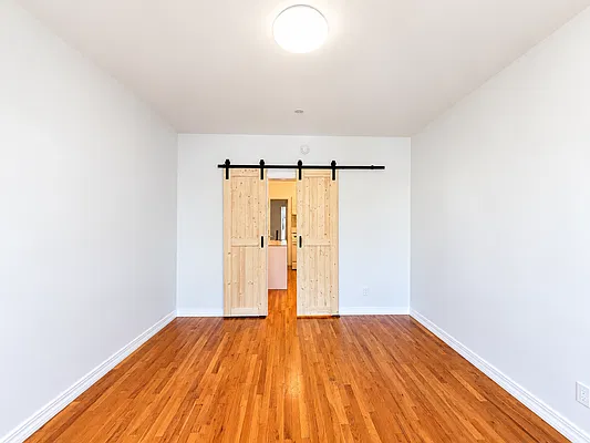 Bedroom, photo 4