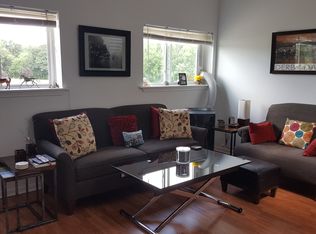 2261 E Maple Rd, Milford, MI 48381