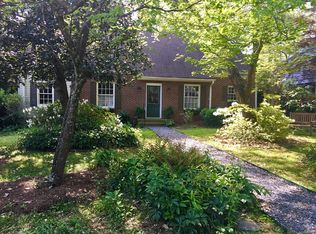 229 Shadowmoor Dr, Decatur, GA 30030