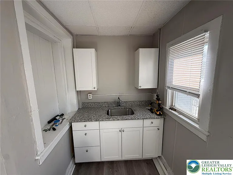 60 E Broad St #2 — Photo 9