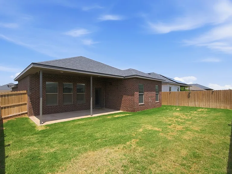 6822 Lonesome Dove Ln — Photo 29