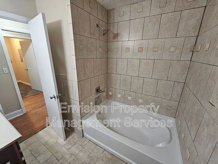 74 Clay St #76 — Photo 12