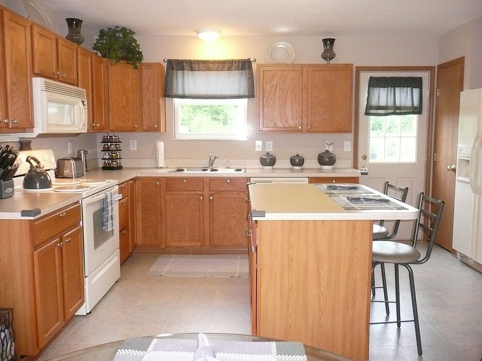 1st image of 459 Blaisdell Dr