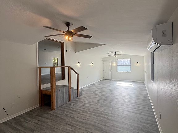 Home entry/family room