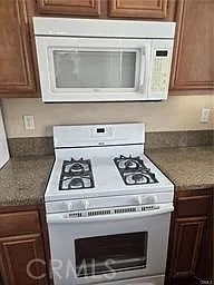 2 bed, 2.5 bath, 1163 sqft, $2,495 — Photo 3