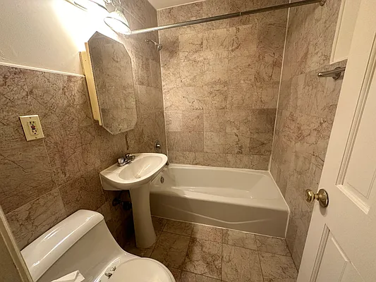 Rented by Compass | media 5