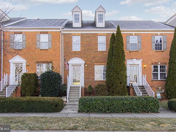 2nd image of 1590 Wheyfield Dr