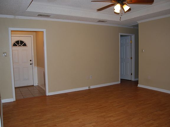 4th image of 3675 Cypress Park Dr