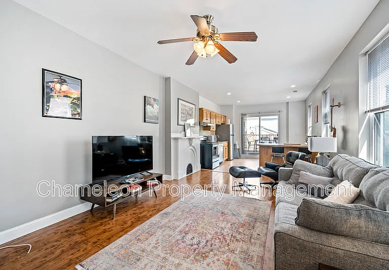 929 N 6th St #2 — Photo 7