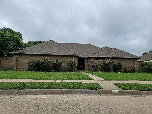 6702 N Lakeshore Dr, Rowlett, TX 75089