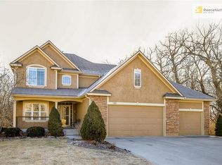 1241 SW Sunflower Dr, Lees Summit, MO 64081