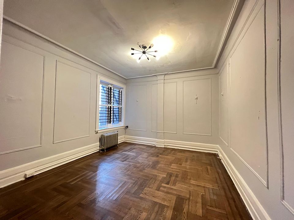 2nd image of 122 Elizabeth Ave #1
