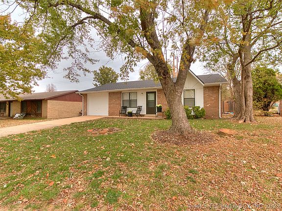 2nd image of 14483 S Oklahoma Blvd