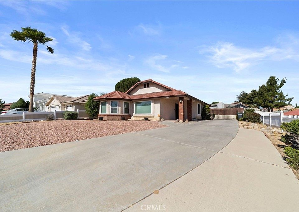 1st image of 13300 Tamarisk Rd