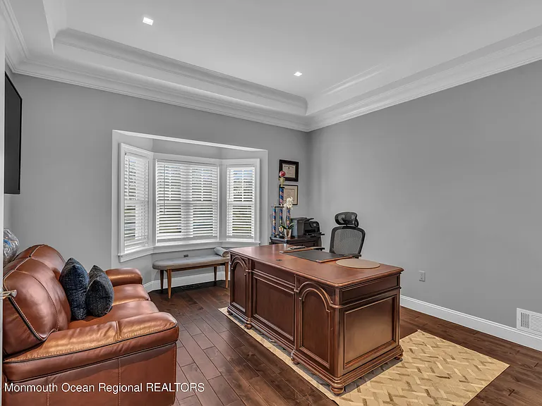 502 Brighton Ave — Photo 11