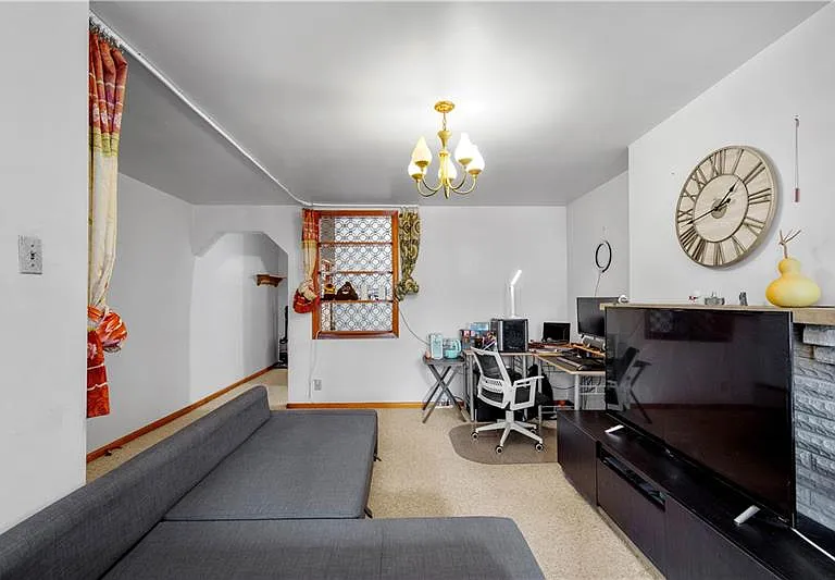 3211 Joe Hammer Sq — Photo 3