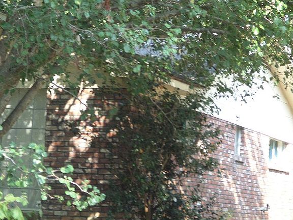 4th image of 3362 Fleetwood Dr