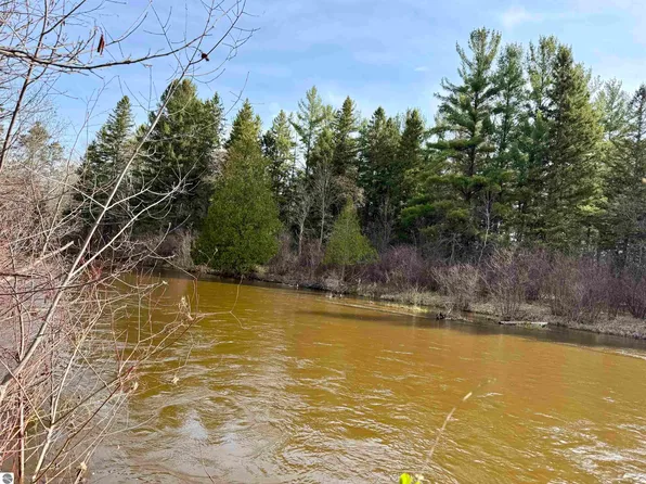 820 Boardman Acres Dr #6 & 7, Traverse City, MI 49696