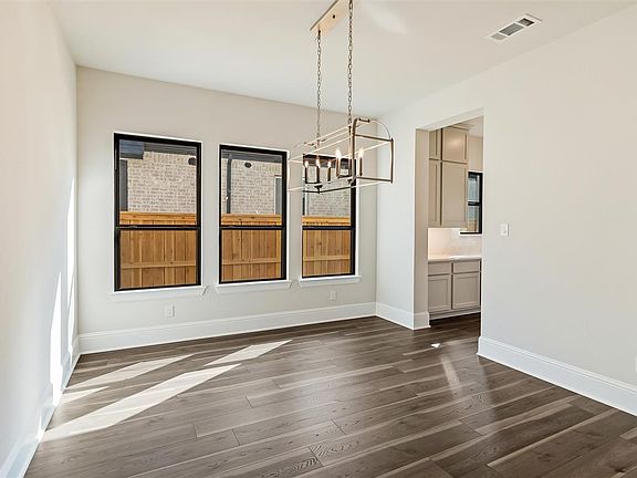 Sommers B dining room