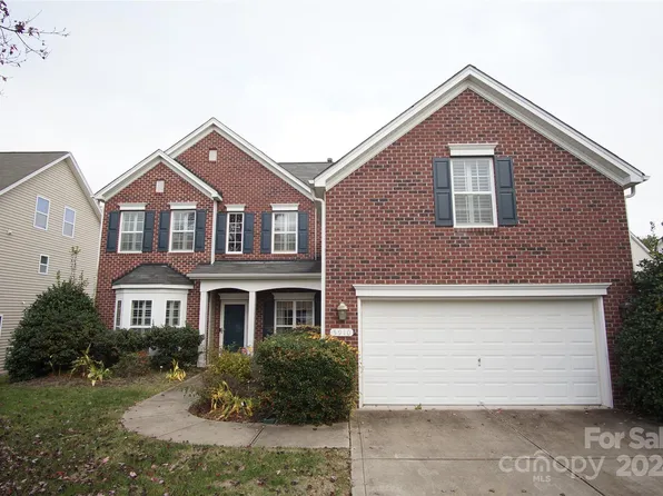 5910 Trailwater Rd, Charlotte, NC 28278