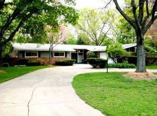 262 Seneca Rd, Benton Harbor, MI 49022