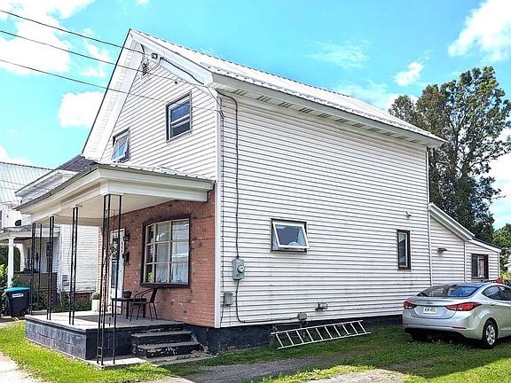 2nd image of 909 Franklin St