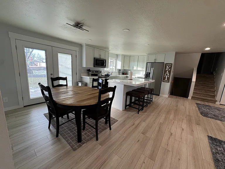 6268 S Mount Vernon Dr — Photo 1