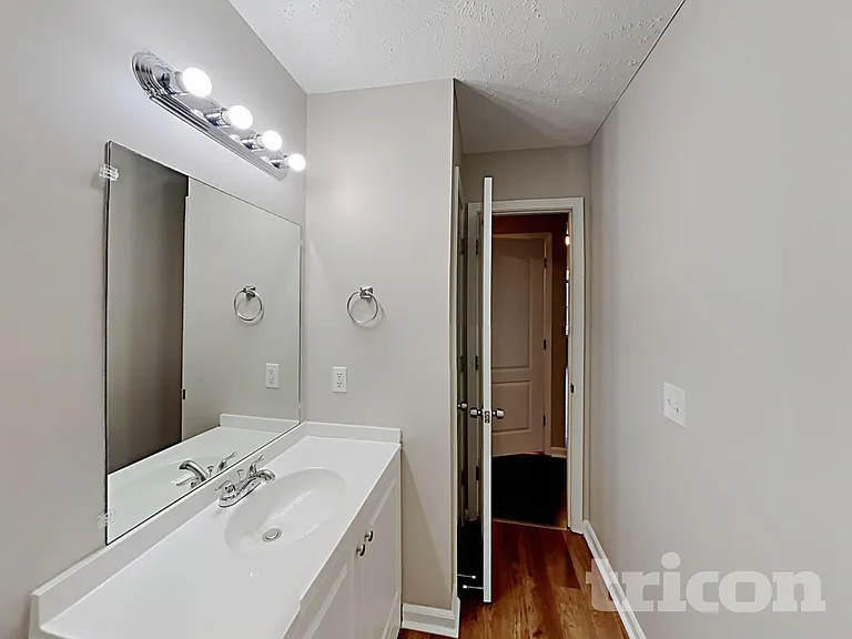 1218 Bolton Dr — Photo 12