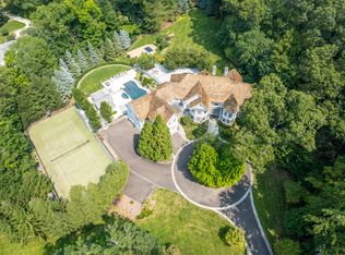 7 N Ridge Rd, Westport, CT 06880