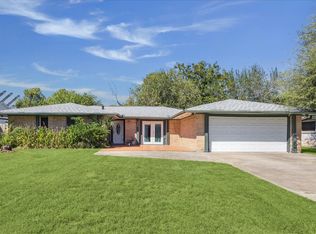 3906 Dolphin Ln, La Porte, TX 77571