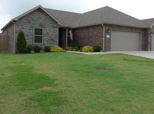 265 E Hayes St, Pea Ridge, AR 72751