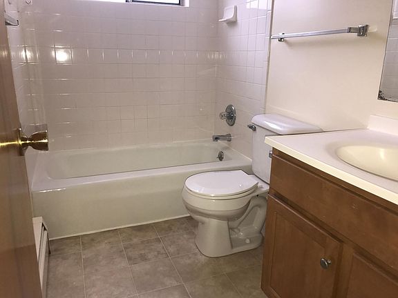 5th image of 615 Douglas Ave APT G3