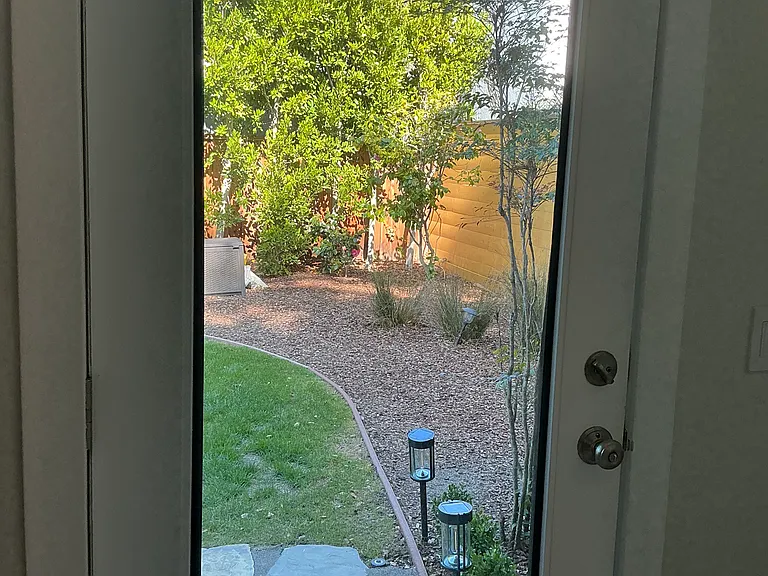 1517 Burlingame Ave #A — Photo 24