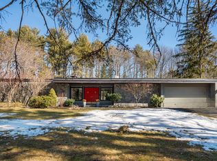 21 Merrifield Dr, Kennebunk, ME 04043