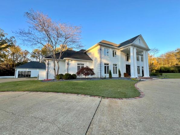 1762 N Parc Cir, Tupelo, MS 38804