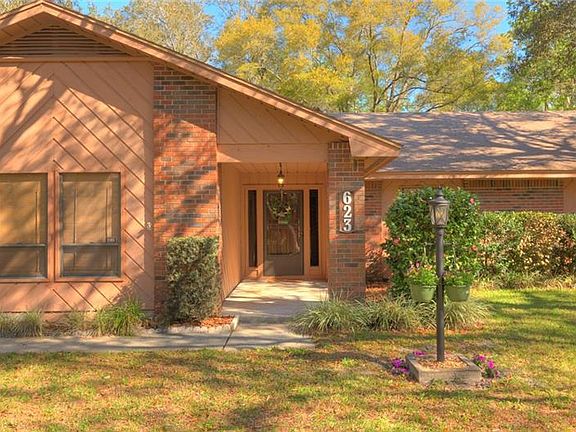 3rd image of 623 Princewood Dr