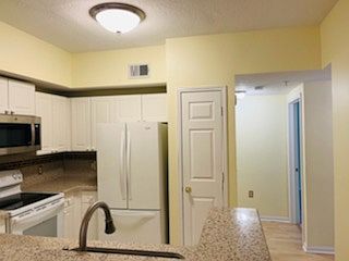4th image of 315 Grand Magnolia Ave APT 207