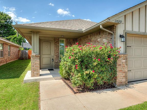 4th image of 11529 SW 8th Cir