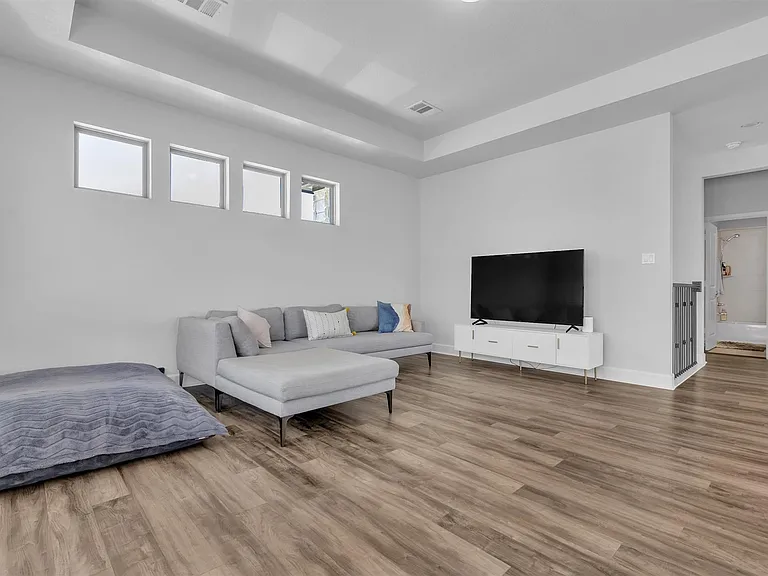 113 Lenera Dr — Photo 19