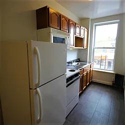 Rented by Space Link Realty