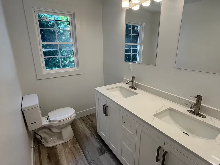 751 W Avon Rd — Photo 24