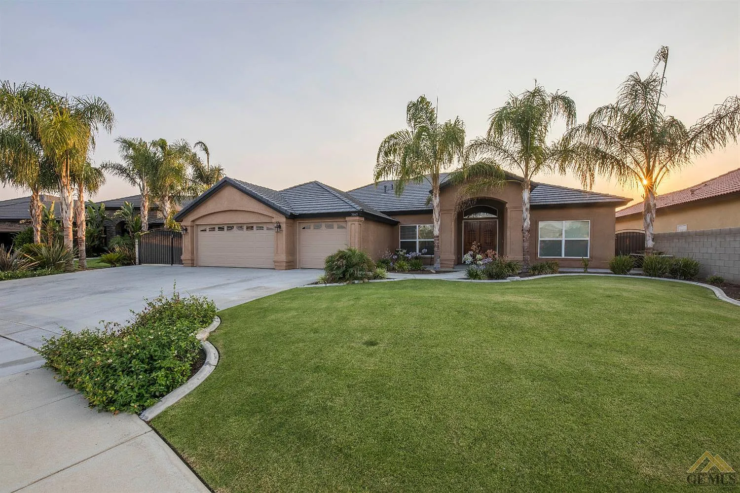 3843 Skylark Lilac St photo 1