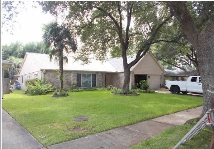1st image of 1010 Holly Hall Dr