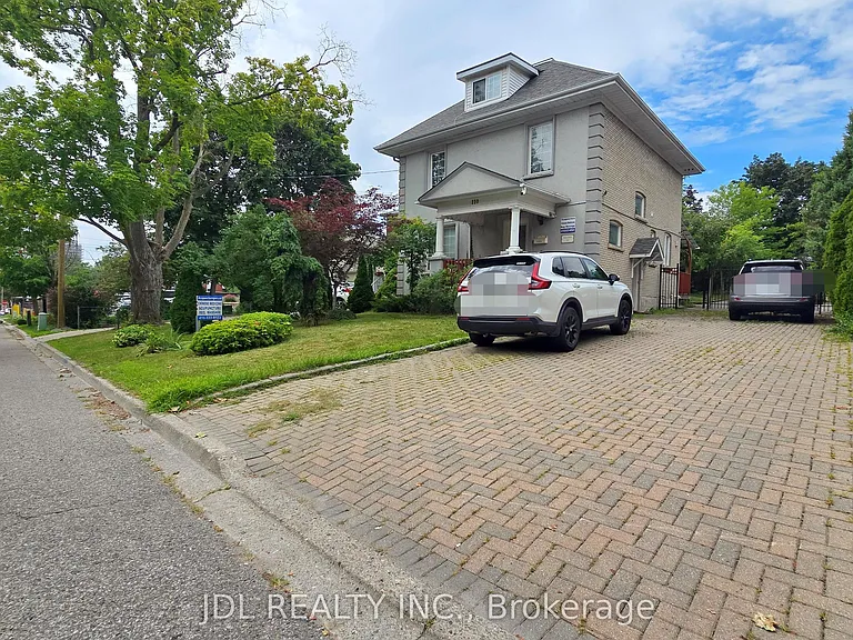 110 Church St S #BASEMENT — Photo 1