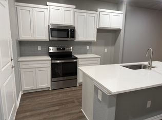 101 N 4th St #3, Celeste, TX 75423