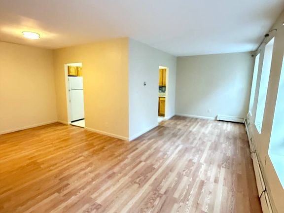 3rd image of 1727 E 14th St #4C