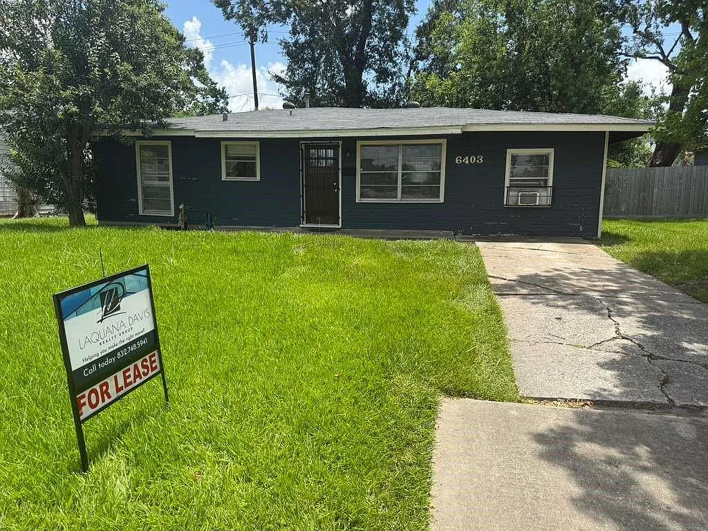 3 bed, 1.0 bath, 1100 sqft, $1,550 — Photo 1