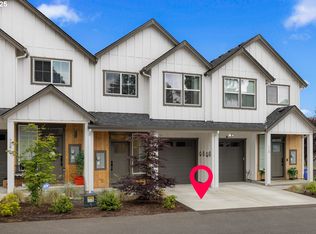 724 NE 9th St, Gresham, OR 97030