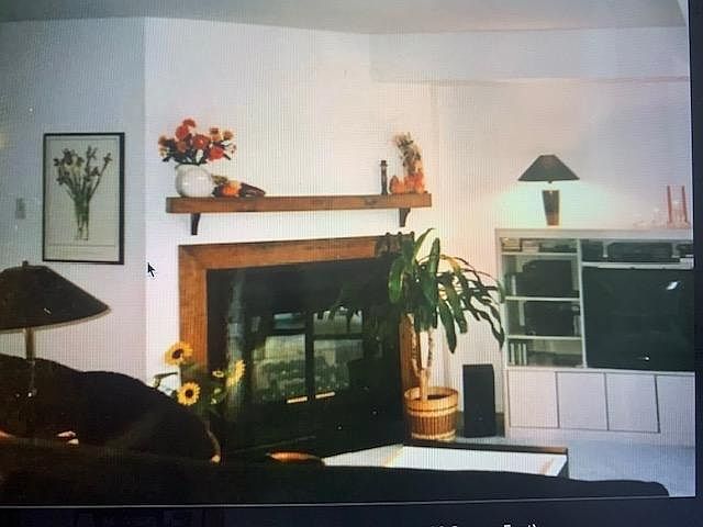 2nd image of 46 Hermitage Dr #46
